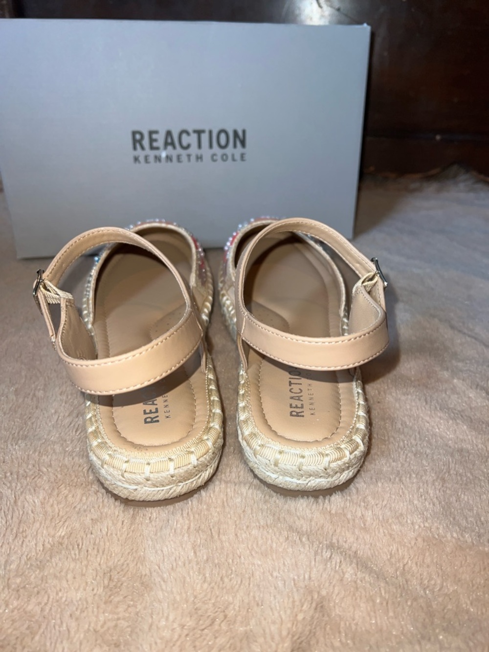 Reaction Kenneth Cole Beige Espadrille Sandals with Multicolor Floral Embroidery - Picture 5 of 7